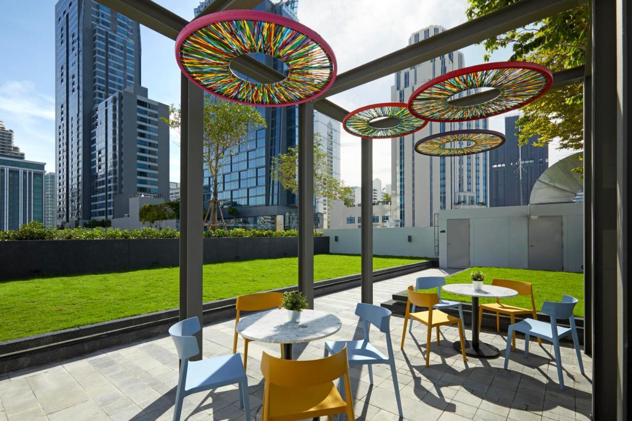 Lyf Sukhumvit 8 Bangkok Hotel Bagian luar foto
