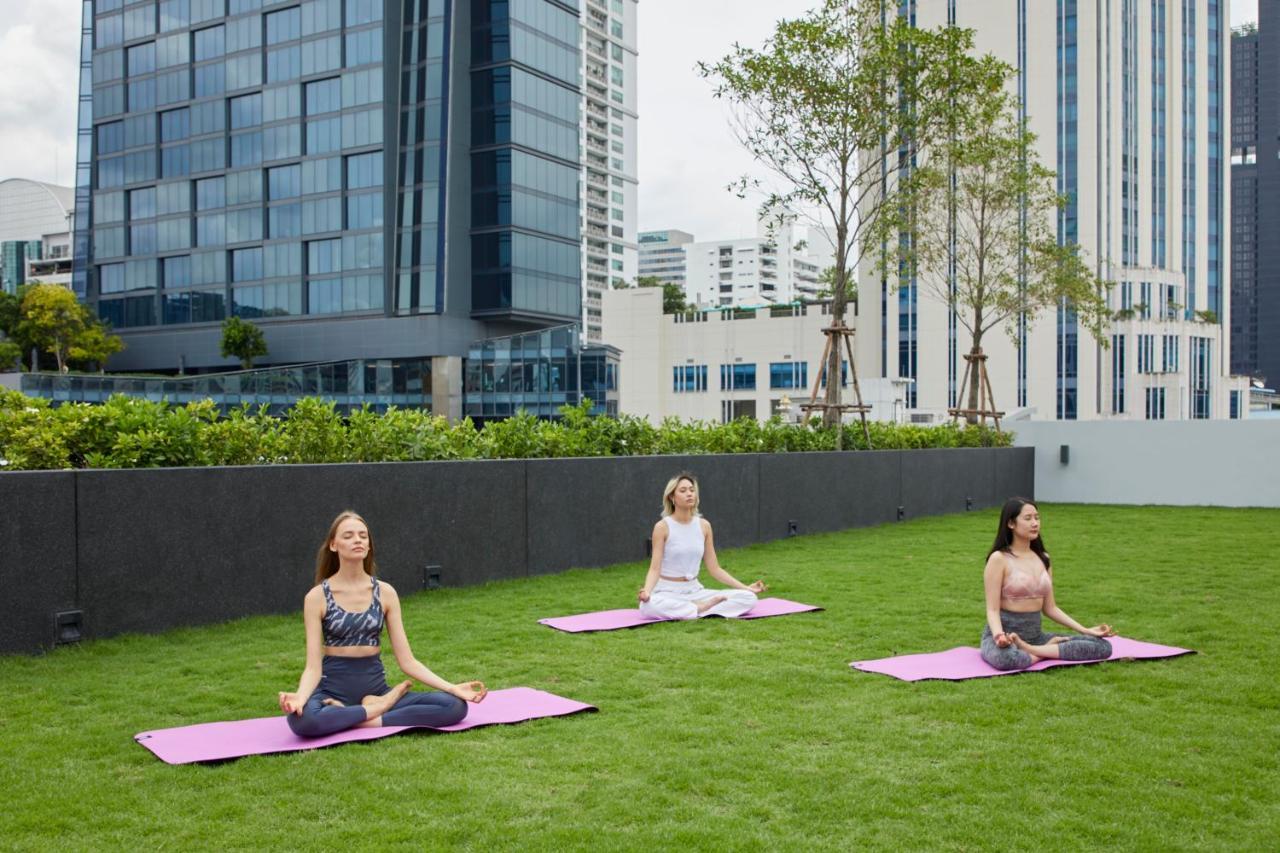 Lyf Sukhumvit 8 Bangkok Hotel Bagian luar foto