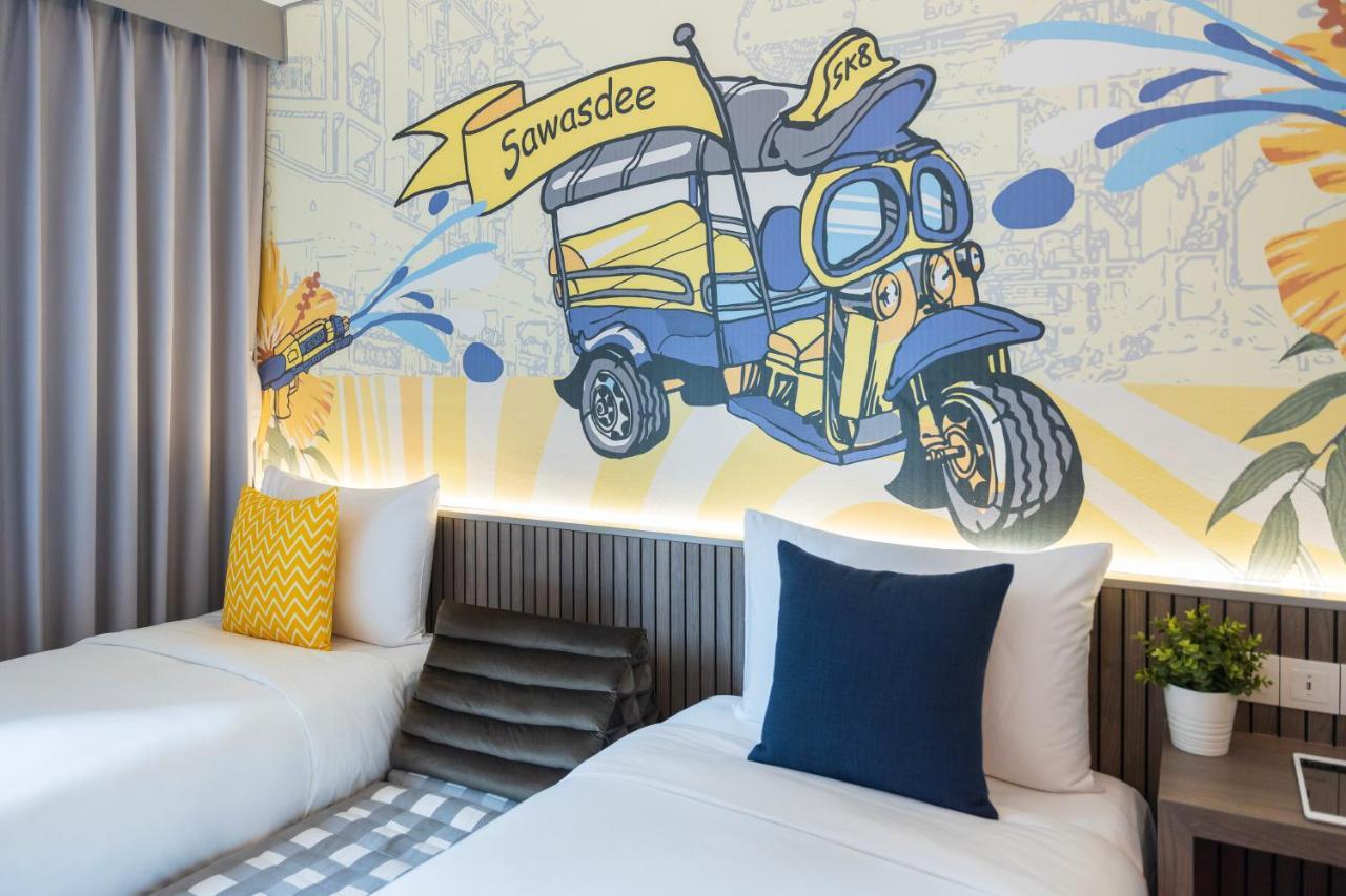 Lyf Sukhumvit 8 Bangkok Hotel Bagian luar foto